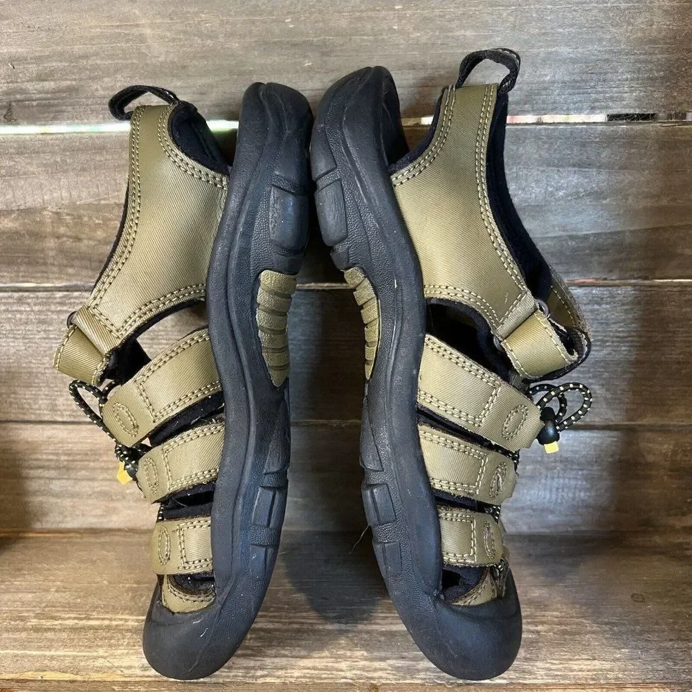 Childrens Big Kids Keen Newport H2 Waterproof Olive Green Shoes Sandals Size 4 Y